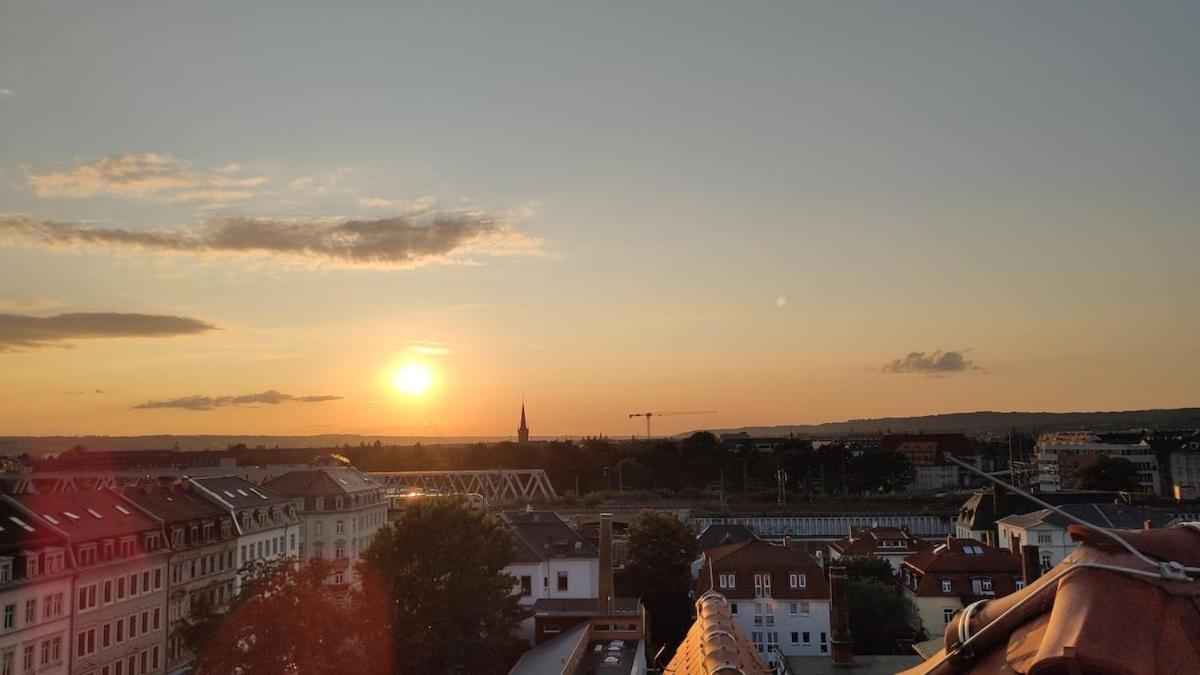 4 Raum Wohnung Mit Balkon Auf 120Sqm In Top Lage Dresda Exterior foto